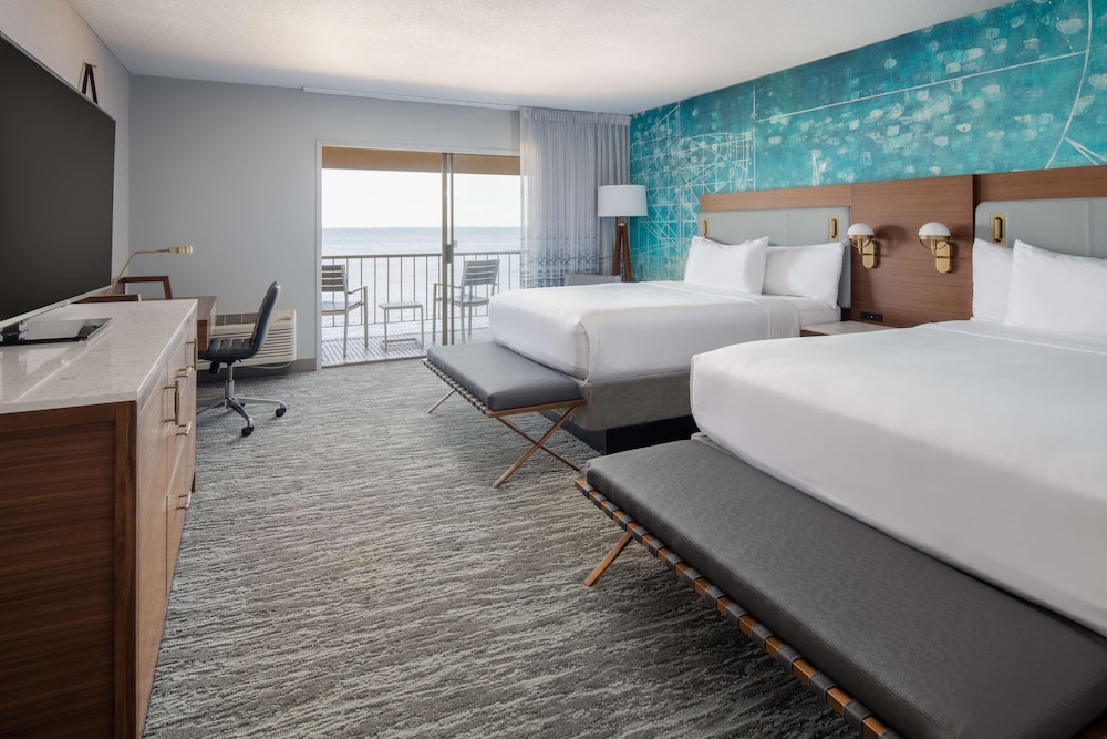 Premium Room, 2 Queen Beds - Photo 1