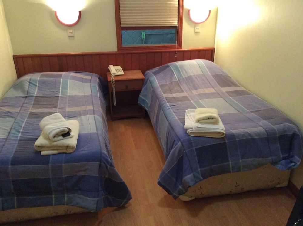 Triple Room, 3 Twin Beds photo 1