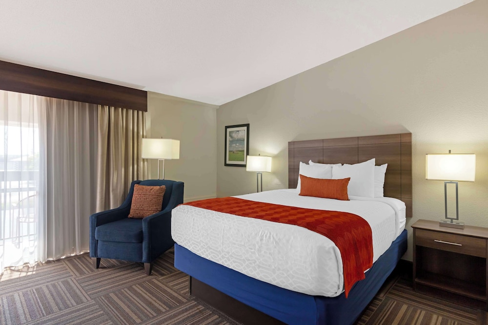 Standard Room, 1 Queen Bed, Non Smoking photo 1