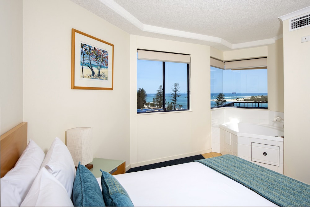 Room, 3 Bedrooms (Water View) photo 3