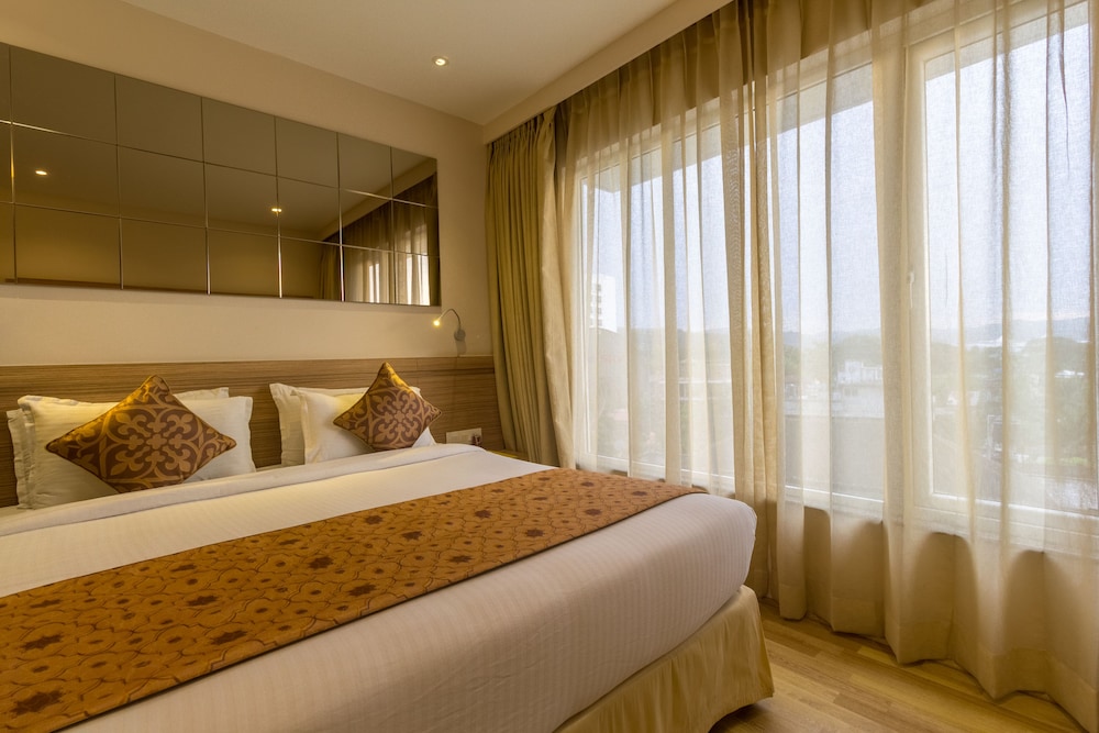 Executive Double or Twin Room, 1 Bedroom, Accessible, Mountain View photo 3