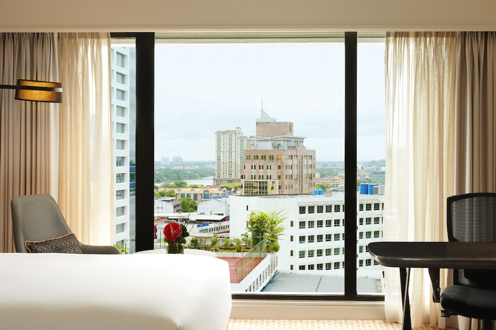 Twin Deluxe River View - Photo 2