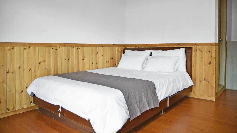 Basic Room, 1 Bedroom (Duby ( F1 )) - Photo 3