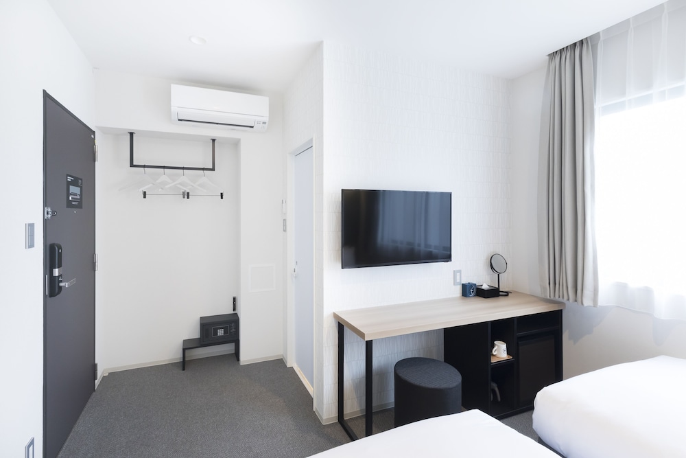 Twin Room - Photo 4