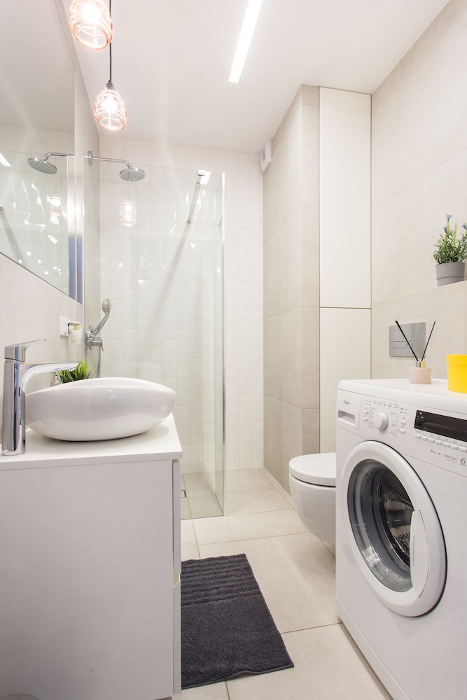 Deluxe Studio Suite, Non Smoking, Private Bathroom photo 2