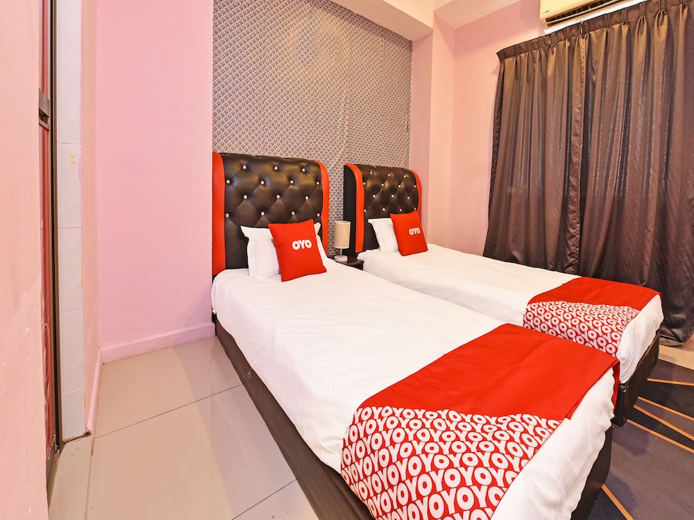 Deluxe Twin Room photo 1