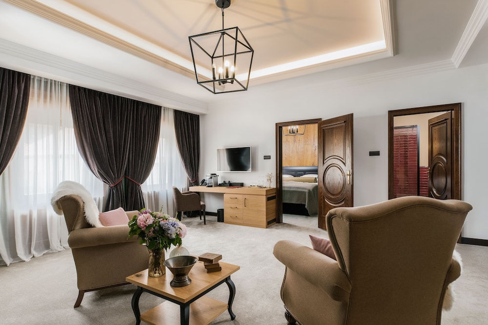 Premium Suite
