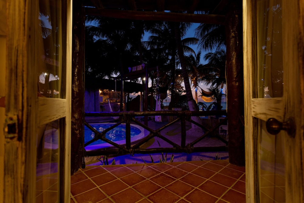 Premium Room, Ocean View - Photo 6