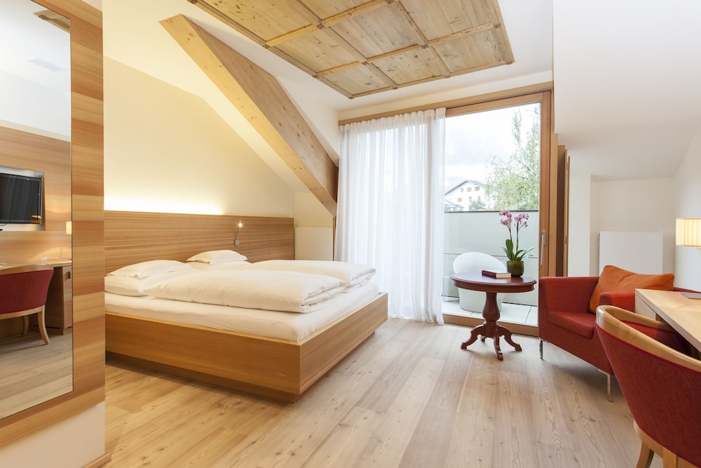 Deluxe Single Room, Courtyard View, Courtyard Area photo 2