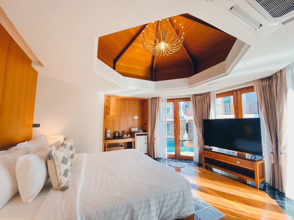 Pool Villa Room