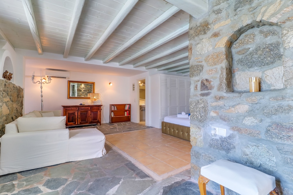 Superior Villa