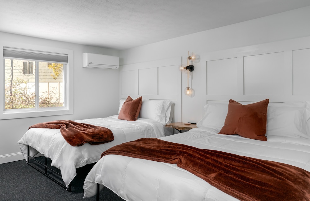 Luxury Double Room, 2 Queen Beds photo 1