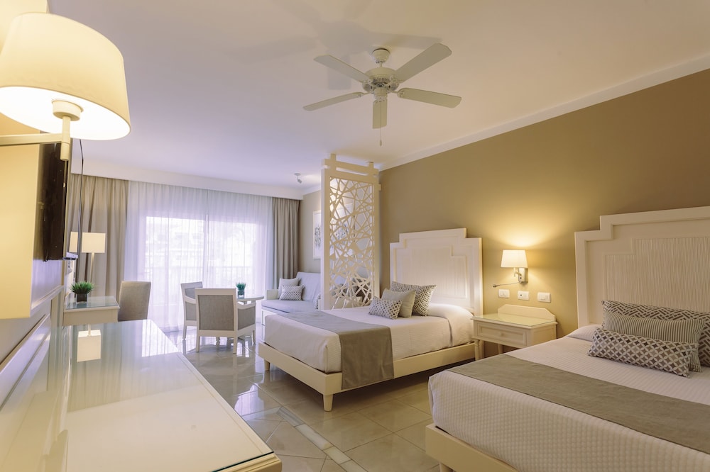 Junior Suite Deluxe Castle View