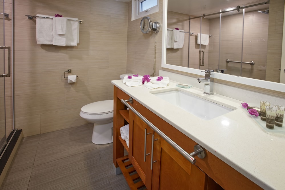 Deluxe Room, Ocean View - Photo 4