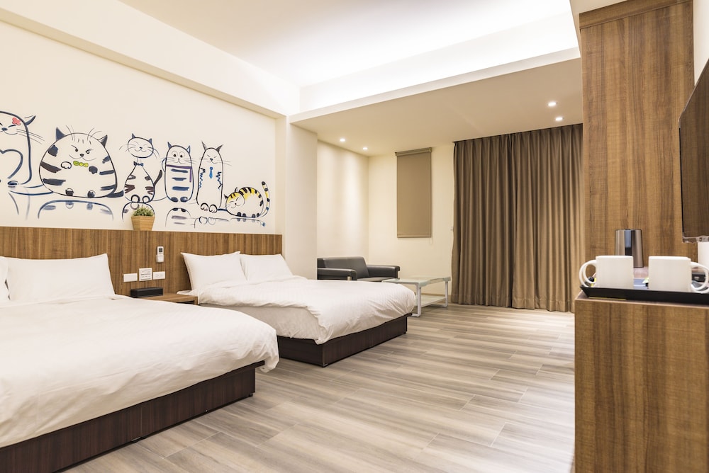 Family Quadruple Room - Photo 1