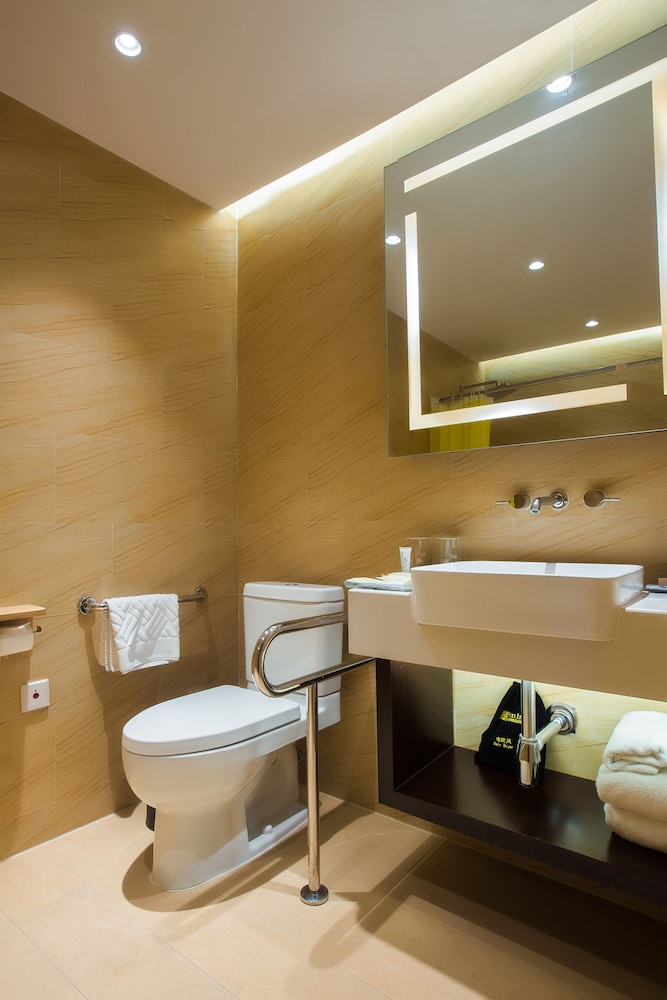 Room, 1 King Bed, Accessible