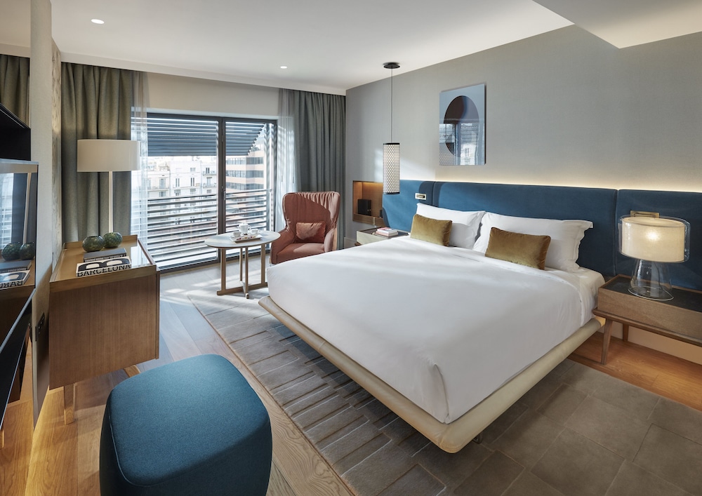 Deluxe Room (Garden) thumbnail 6
