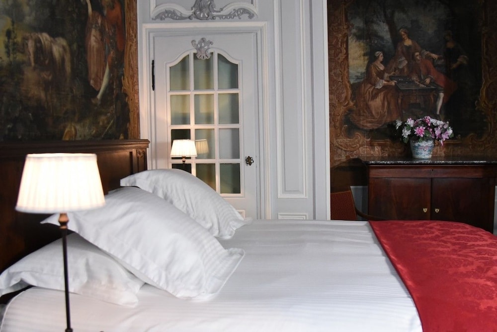 Double Room (Le Baron) photo 1