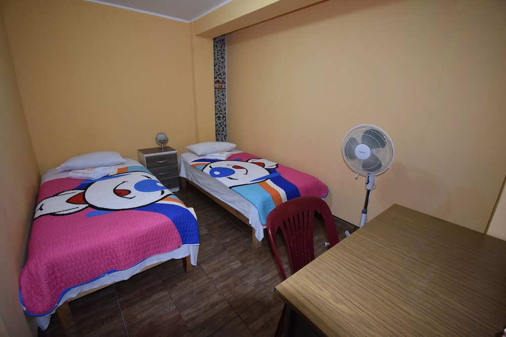 Twin Room, Shared Bathroom photo 1