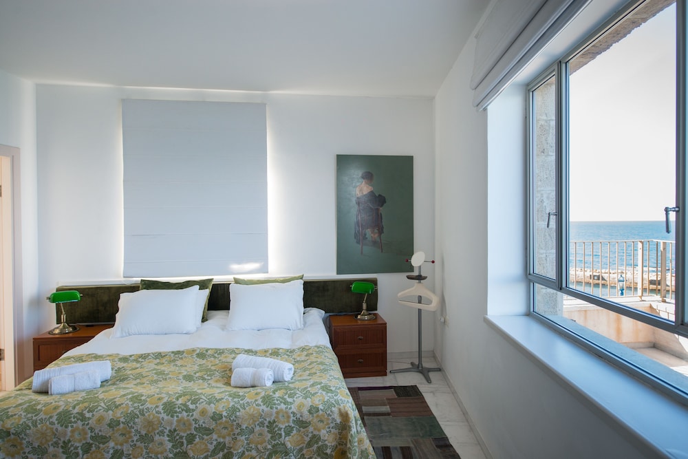 Luxury Apartment, 2 Bedrooms, Ocean View, Sea Facing photo 1
