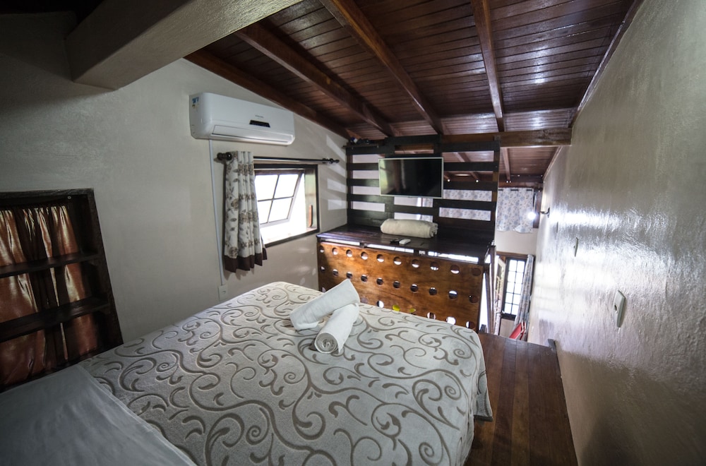 Basic Chalet, 1 Double Bed