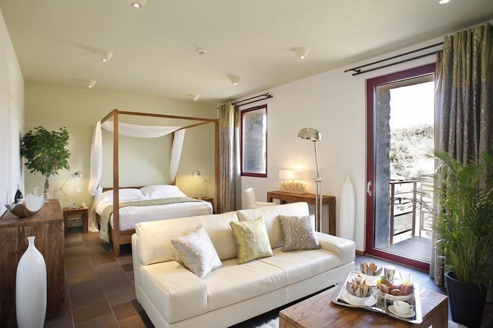 Junior Suite - Photo 11