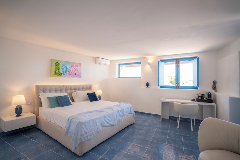 Romantic Suite, Sea View