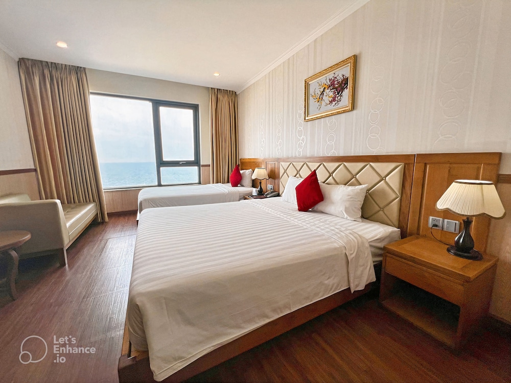 Senior Triple Room, Non Smoking, Ocean View photo 1