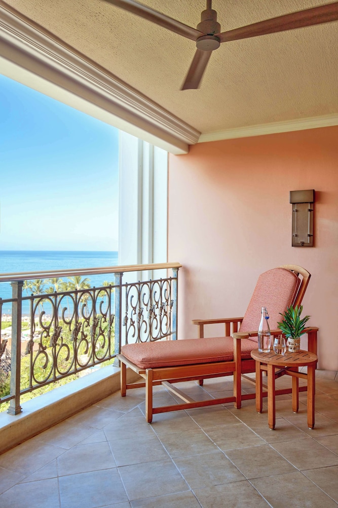 Room, 1 King Bed with Sofa bed, Ocean View