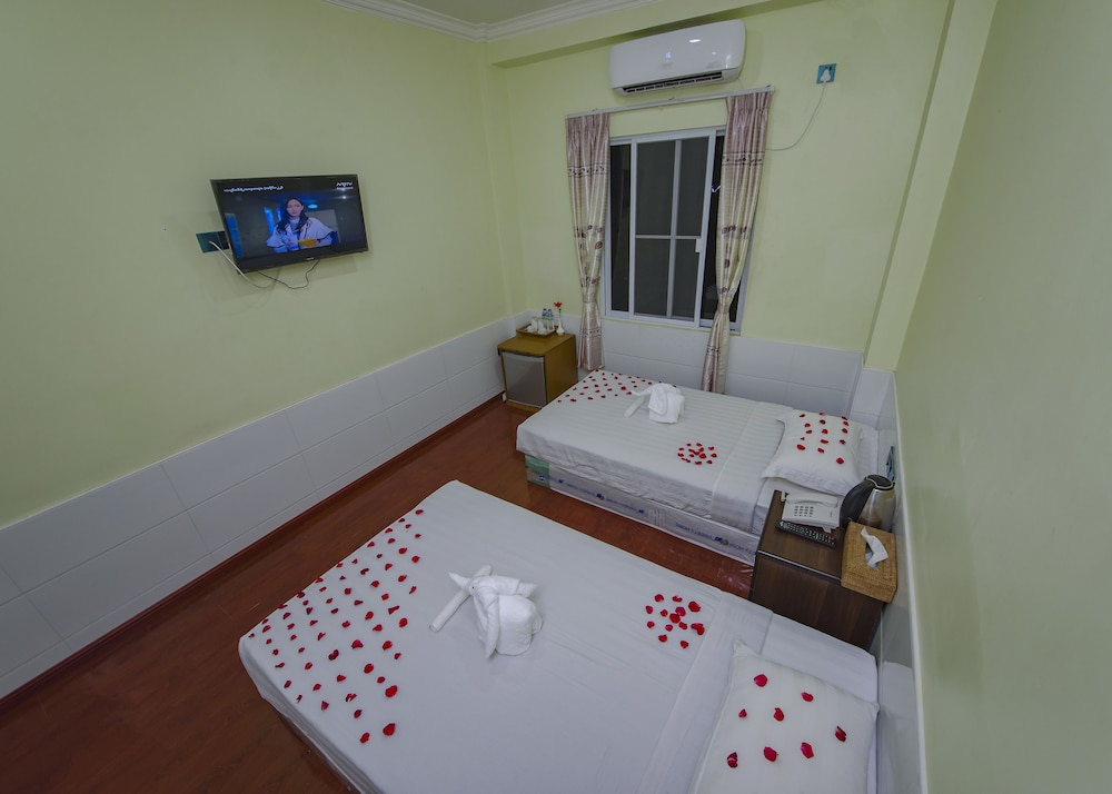 Standard Double or Twin Room, 1 Double or 2 Twin Beds photo 1