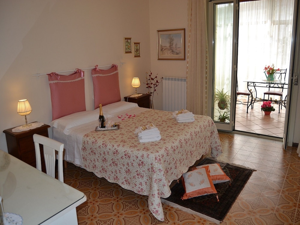 Standard Double Room, 1 Bedroom, Balcony photo 1