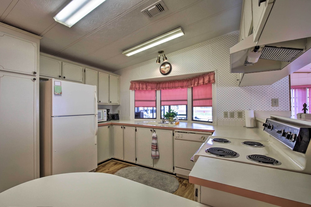 House (2 Bedrooms) photo 2
