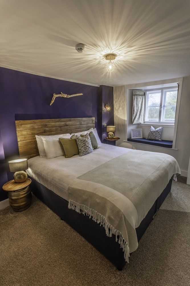 Superior Double or Twin Room, Ensuite photo 1