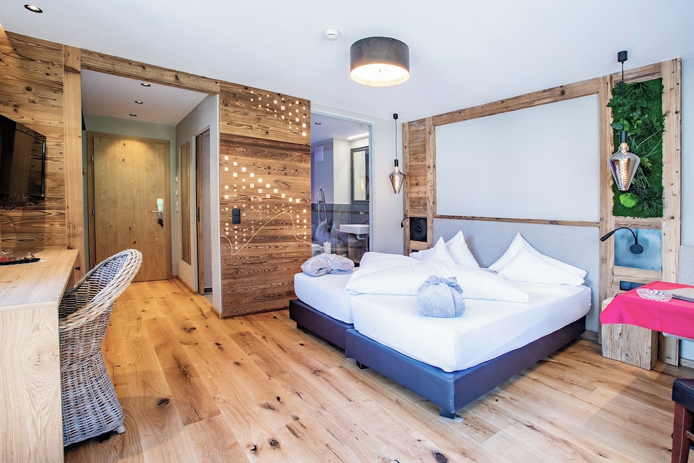 Deluxe Double Room, Balcony, Garden Area
