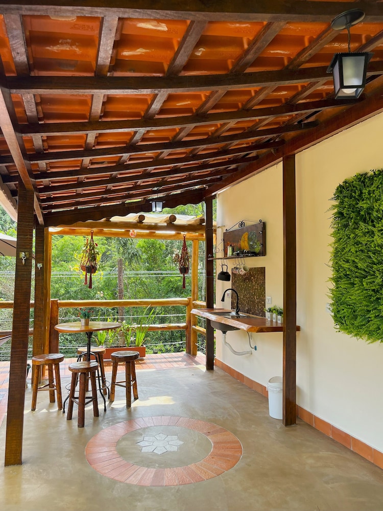 Comfort Chalet, Multiple Beds, Kitchen, Garden View photo 2