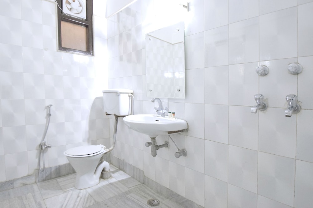 Deluxe Double Or Twin Room, 1 King Bed photo 2