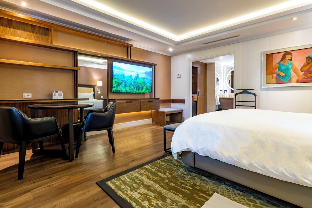 Bungalow, 1 King Bed - Photo 2
