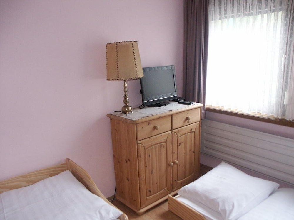 Single Room photo 3