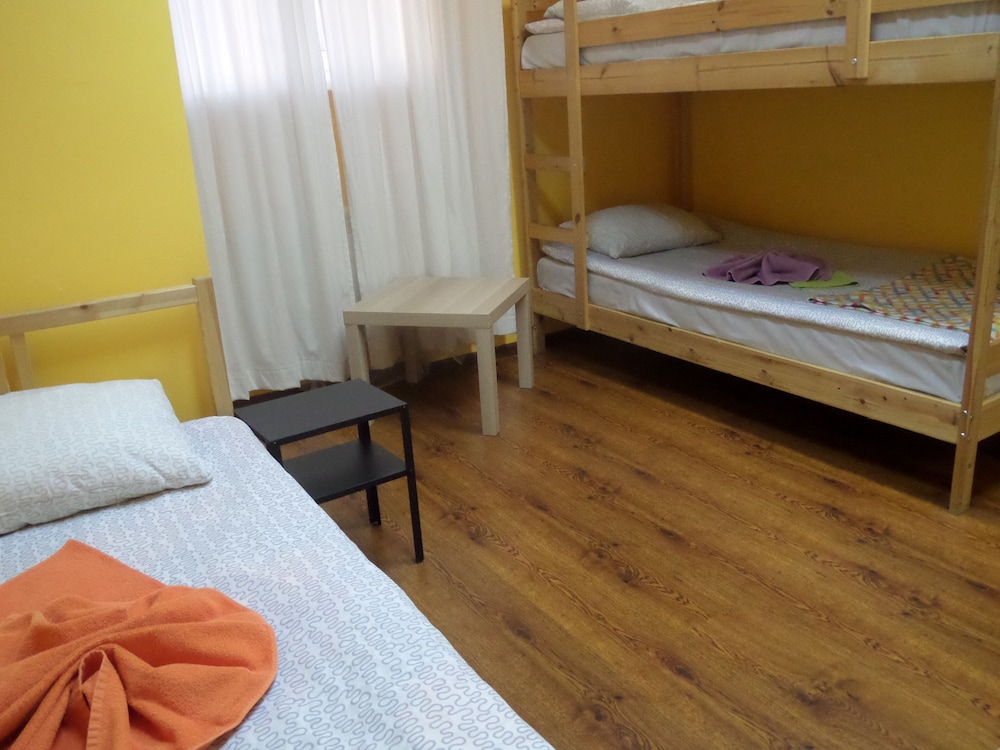 Basic Triple Room, Shared Bathroom (№9)