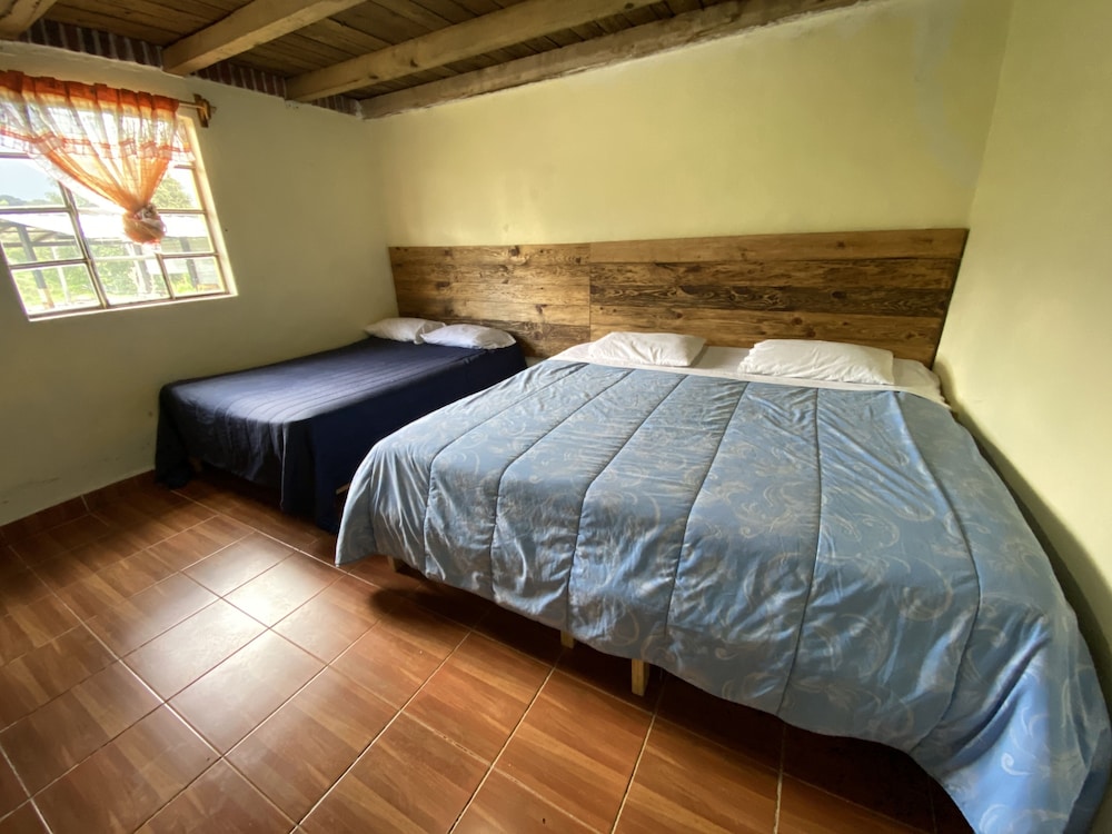Family Cabin (Los abuelos)