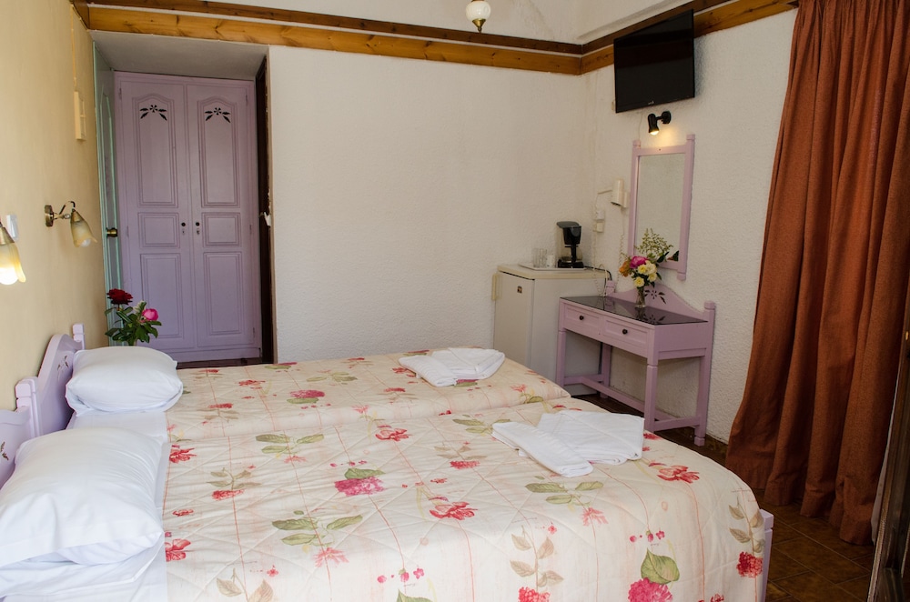 Double or Twin Room (Flexible Room Hopping)