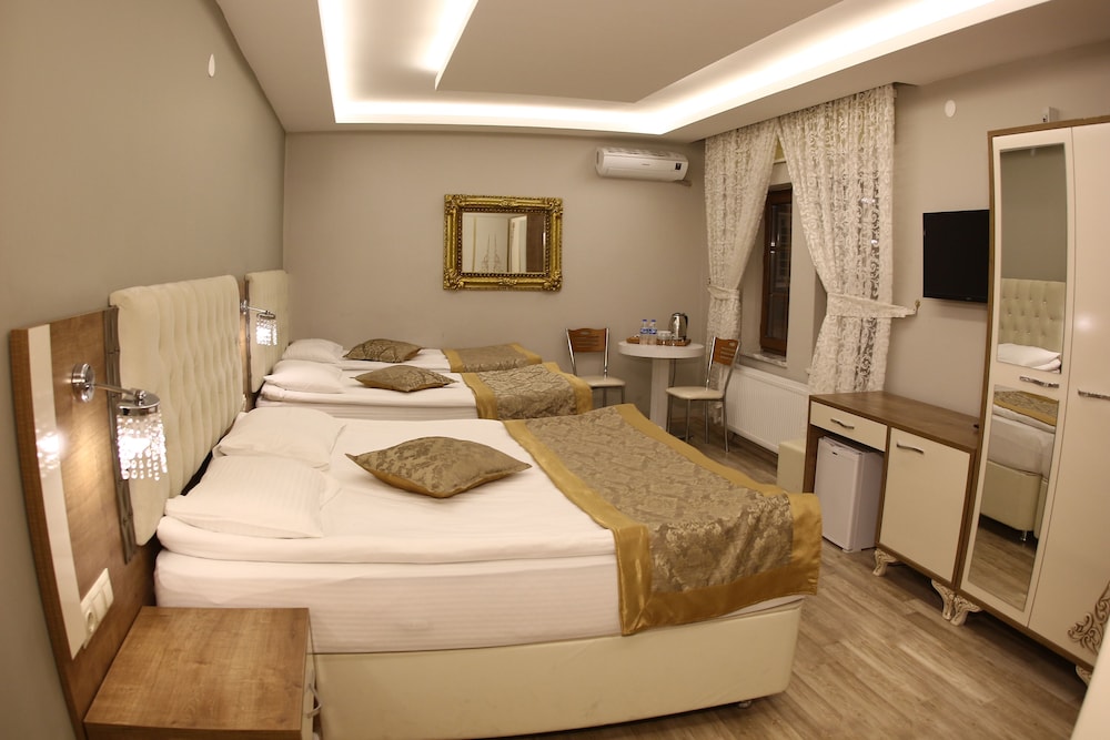 Comfort Quadruple Room