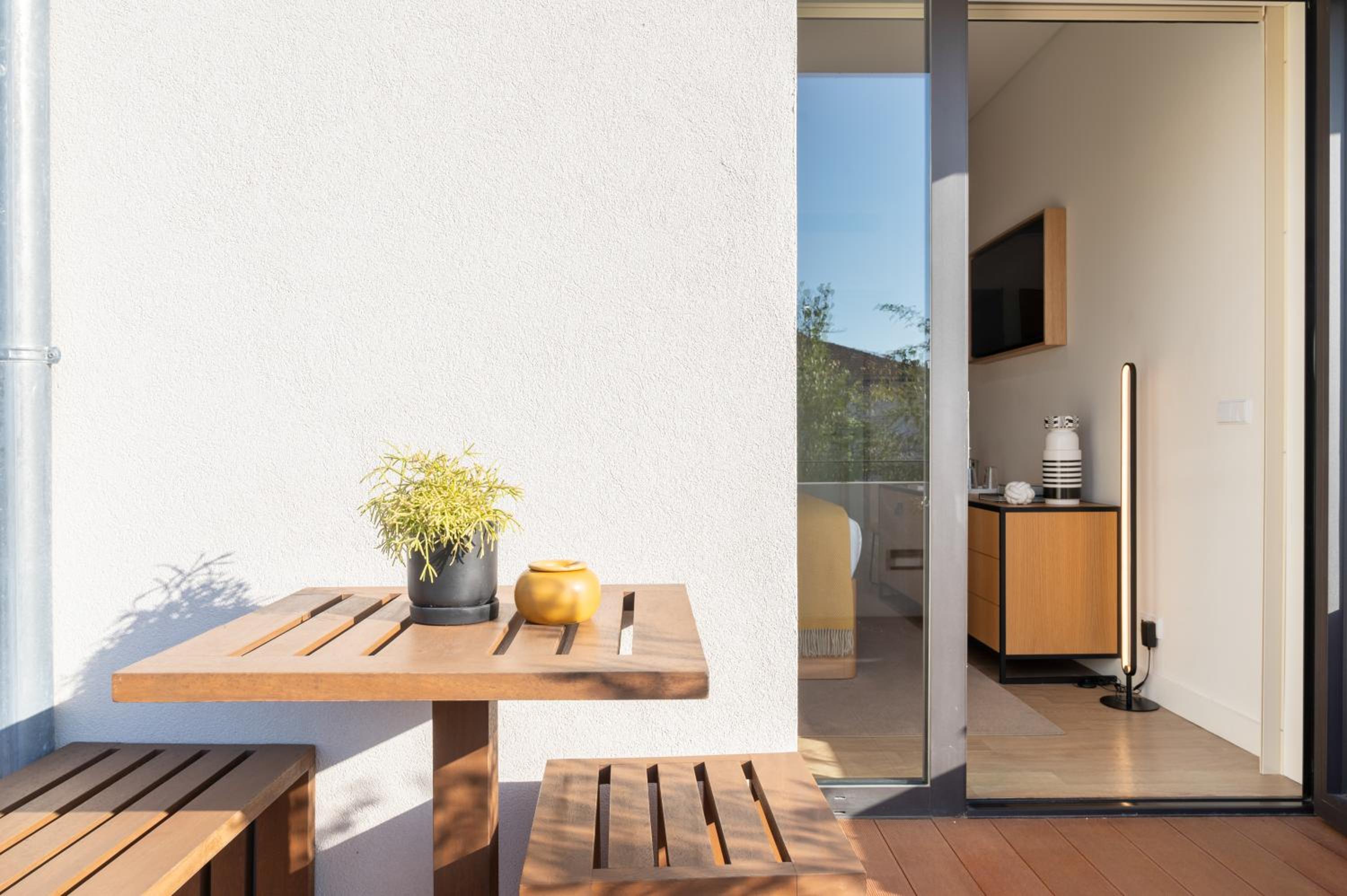 Superior Double Room with Balcony - Photo 15
