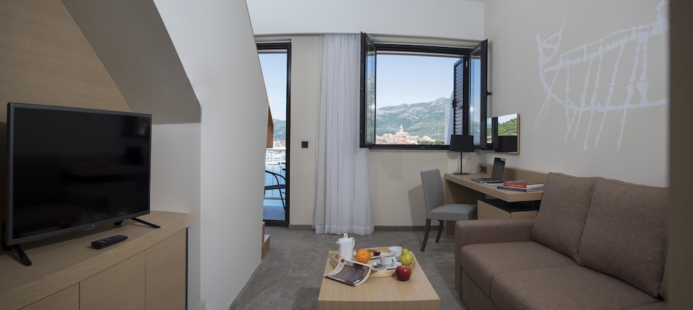 Superior suite with seaside balcony - Photo 7