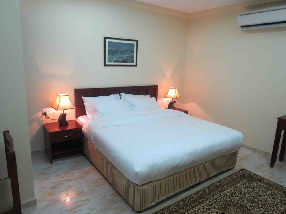 Standard Studio Suite, City View photo 2