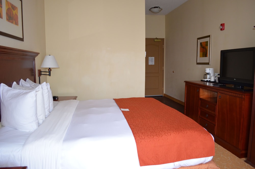 Premium Room, 1 King Bed, Non Smoking (Presidential) photo 2