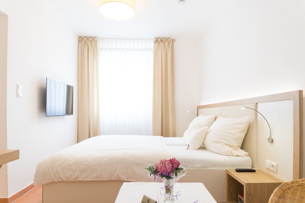 Double Room Single Use photo 3