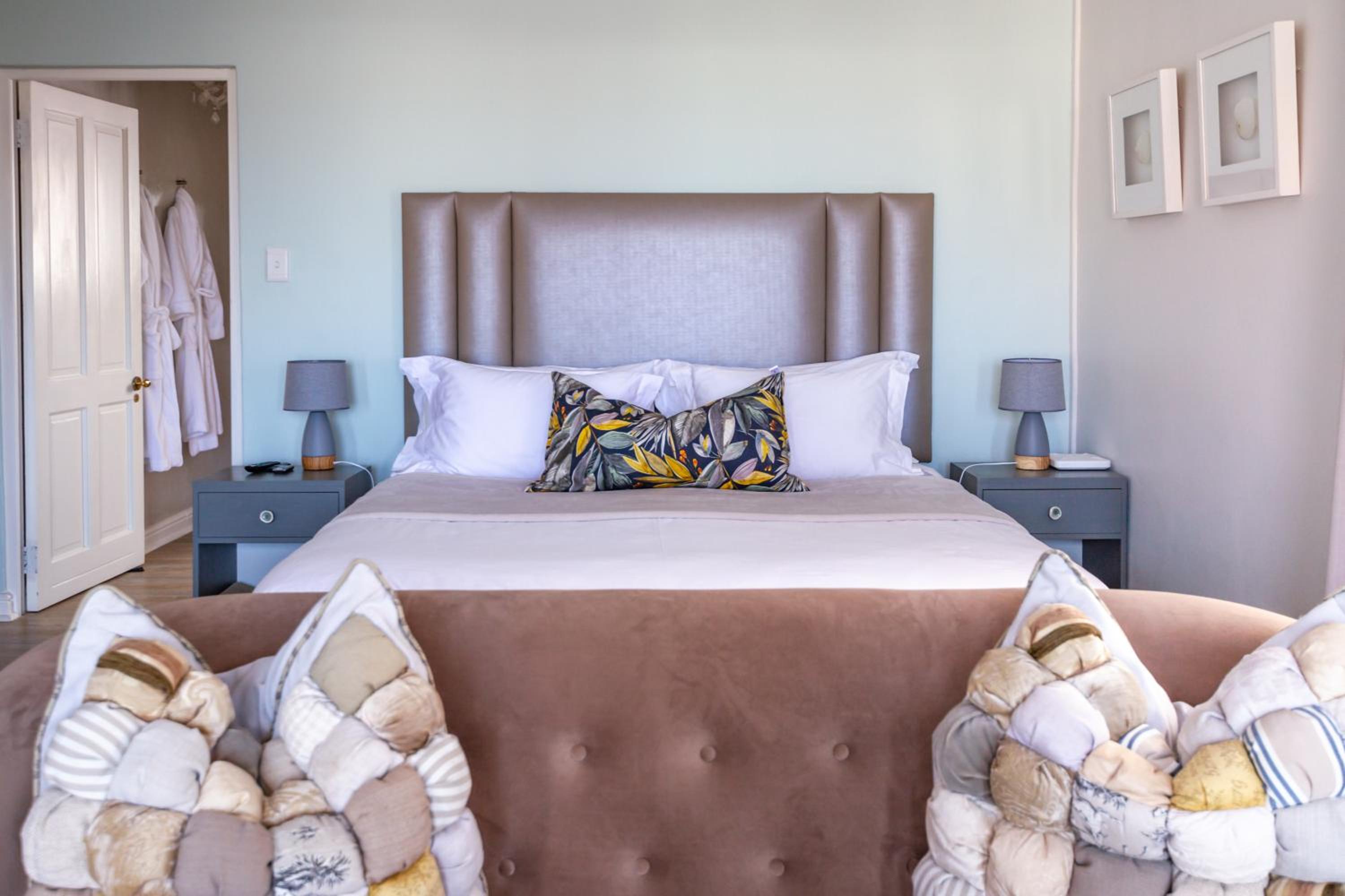 Executive King Room - Photo 5