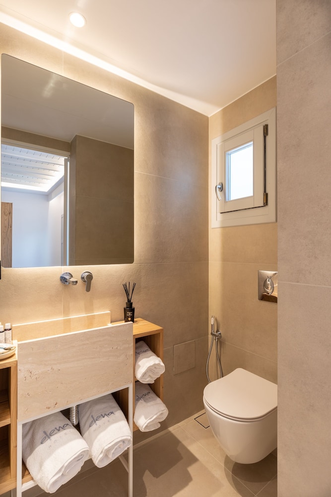 Deluxe Double or Twin Room - Photo 7