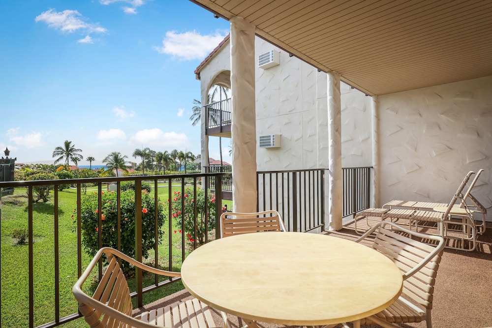 Suite, 1 Bedroom, Garden View